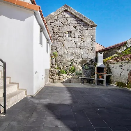 Casaesquerda Cinza Vieira do Minho