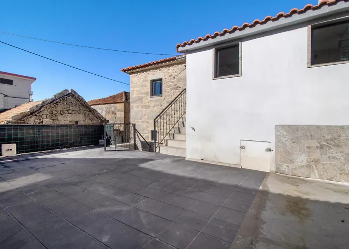 Casaesquerda Cinza Nyaraló *